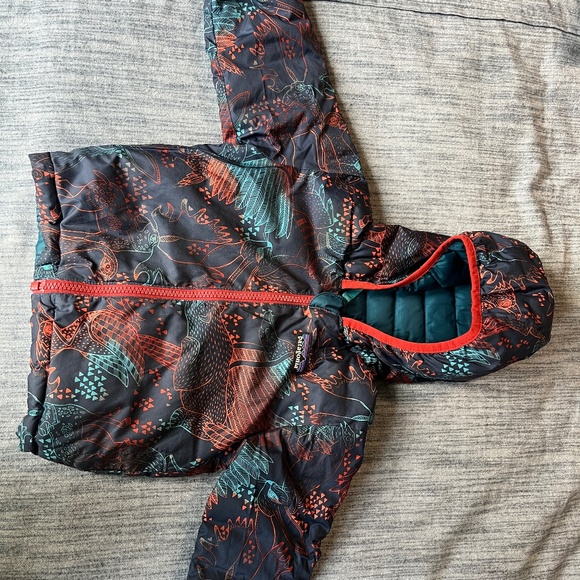 Reversible Patagonia Baby Puffy (tagged as 6-12 mo but real more like 12-24 mo)